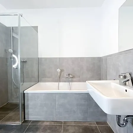 شقة Modernes Luxus-apartment Im Leipziger Zentrum لبسيا